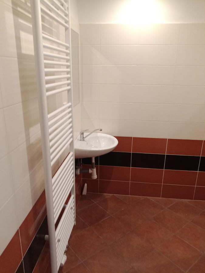 Apartmán Obecní Hostinec Provodov (Hradec Kralove) Exterior foto