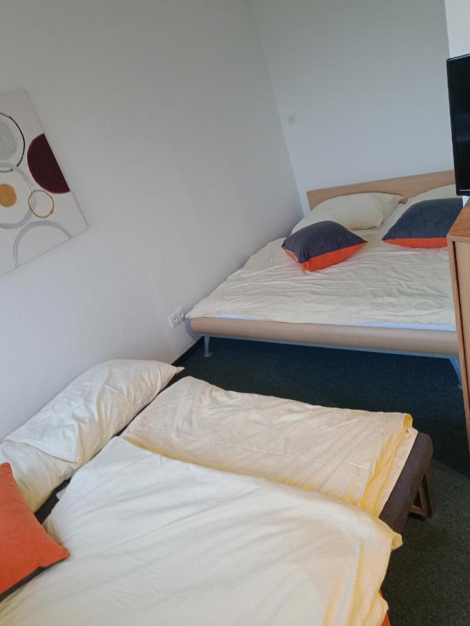 Apartmán Obecní Hostinec Provodov (Hradec Kralove) Exterior foto